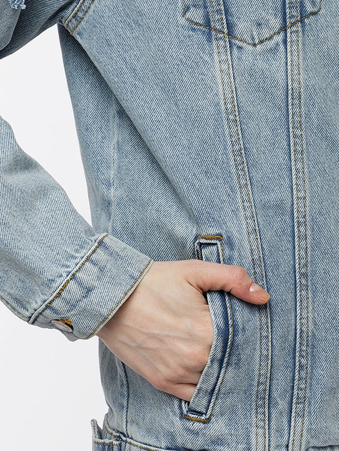 Жіноча джинсова куртка регуляр 42 колір блакитний ЦБ-00214220 SKT000895946 фото