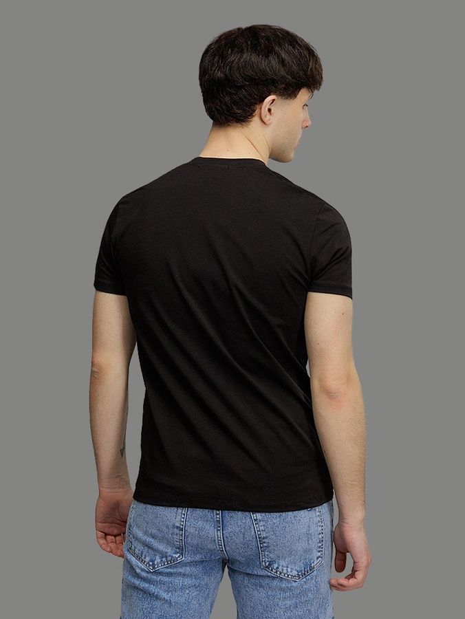 Чоловіча футболка регуляр 52 колір чорний ЦБ-00216046 SKT000899813 фото