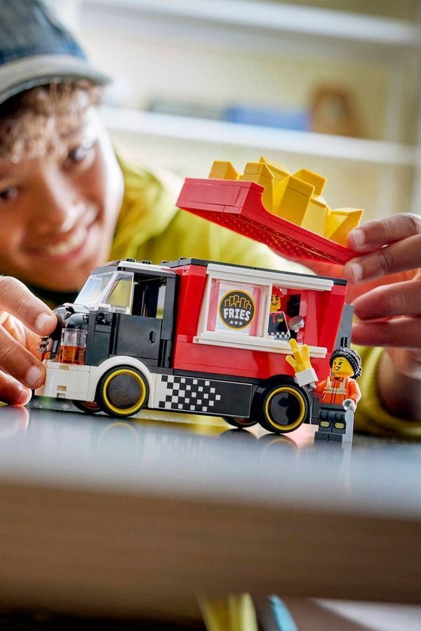 Конструктор Lego Вантажівка з картоплею фрі 60488 ЦБ-00290982 фото