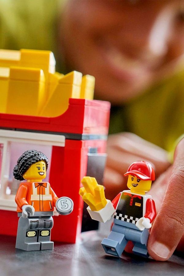 Конструктор Lego Вантажівка з картоплею фрі 60488 ЦБ-00290982 фото