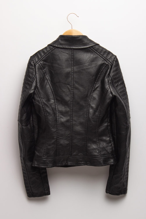 Куртка-косуха короткая женская 42 цвет черный ЦБ-00158145 SKT000535668 фото