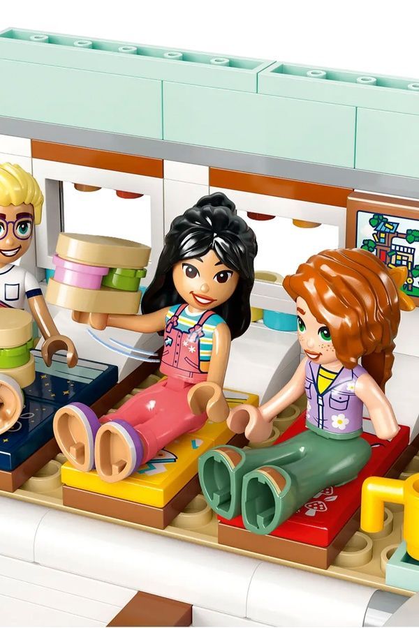 Конструктор LEGO Friends &ndash; Приключения на фургоне дружбы, 778 деталей 42663 ЦБ-00283686 фото