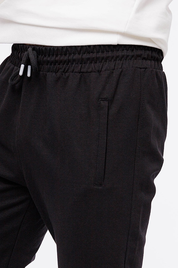 Мужские спортивные штаны 44 цвет черный ЦБ-00210682 SKT000890275 фото