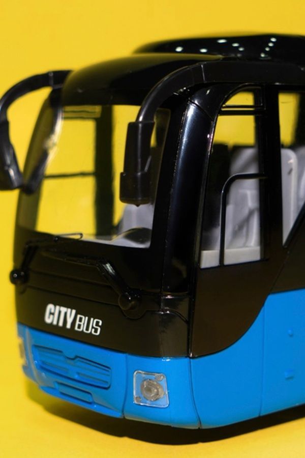 Машинка OTAMANKO Автобус на радіокеруванні &laquo;TOUR BUS&raquo; OTAMANKO 532.02.53 ЦБ-00282936 фото