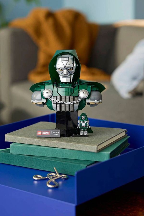 Конструктор LEGO Marvel "Бюст Доктора Дума" 76345 ЦБ-00300192 фото