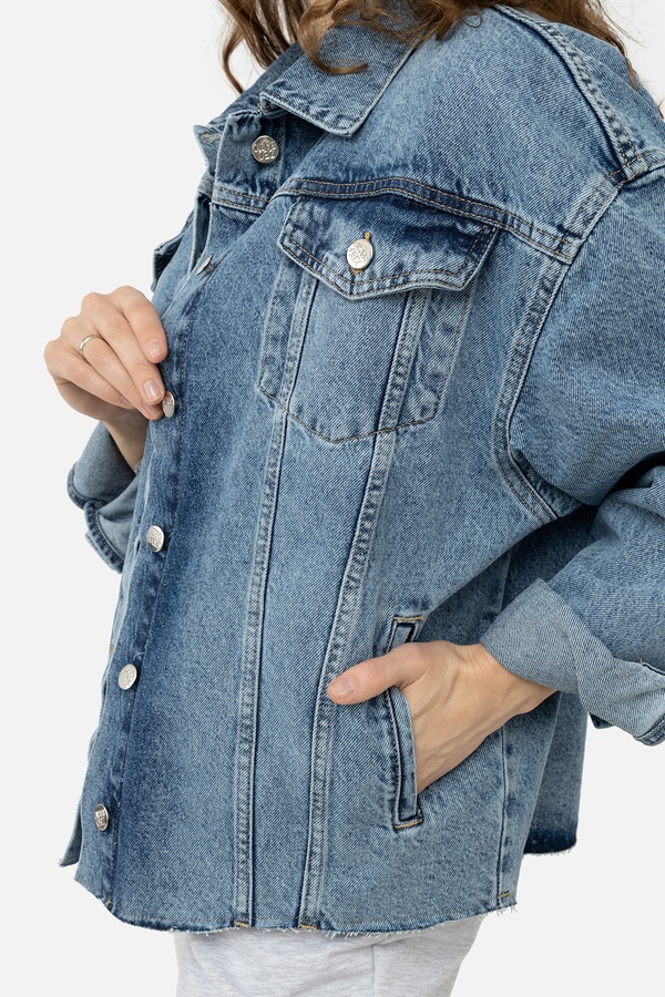 Жіноча джинсова куртка 48 колір блакитний ЦБ-00245188 SKT000980743 фото