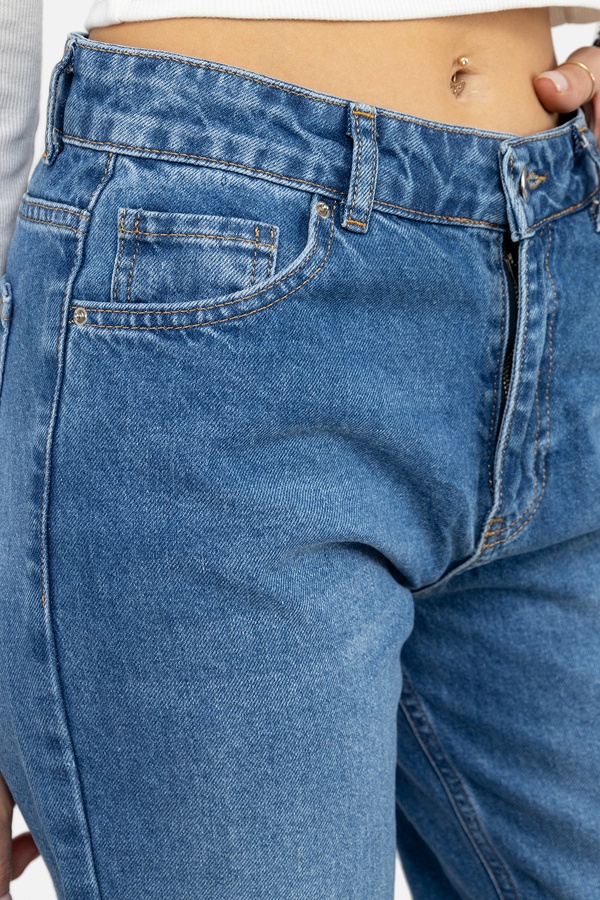 Жіночі джинси мом 46 колір синій ЦБ-00245749 SKT000982643 фото