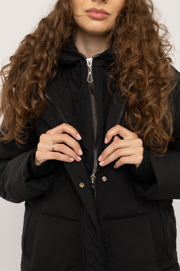 Жіноча куртка 44 колір чорний ЦБ-00223836 SKT000918372 фото