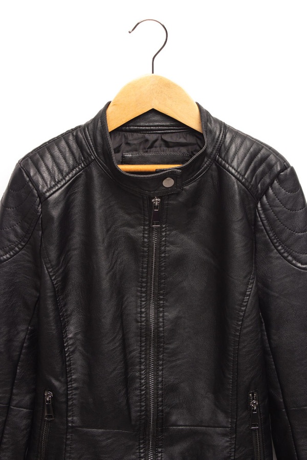 Курточка коротка з еко-шкіри 42 колір чорний ЦБ-00158141 SKT000535656 фото