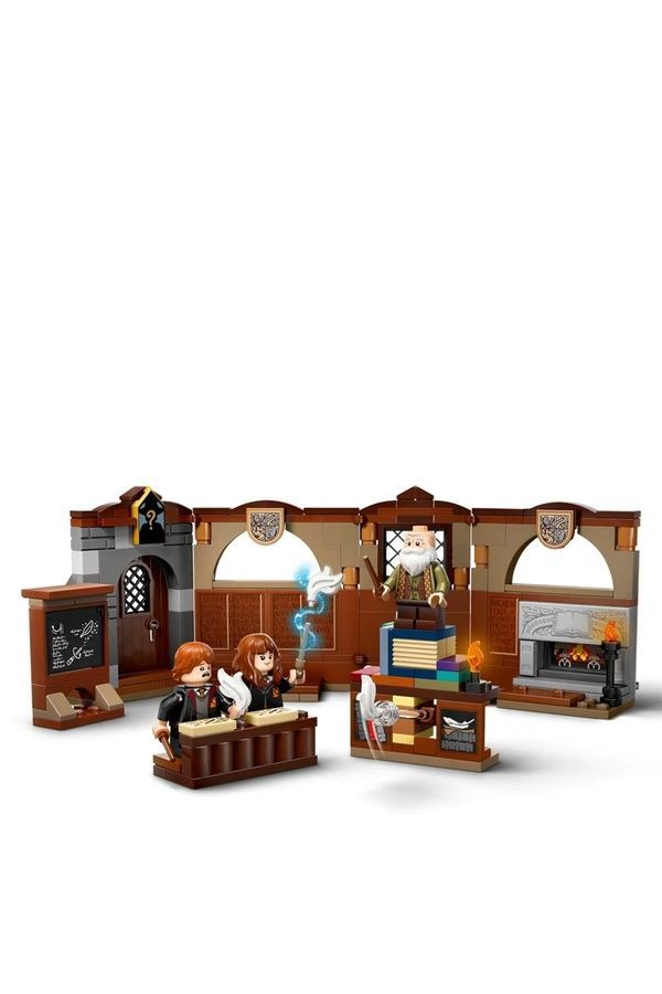 Конструктор LEGO Harry Potter - Замок Гоґвортс: урок чарів (76442) 76442 ЦБ-00269237 фото