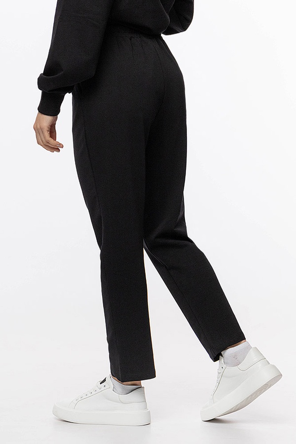 Жіночі спортивні штани прямі 48 колір чорний ЦБ-00210774 SKT000890683 фото