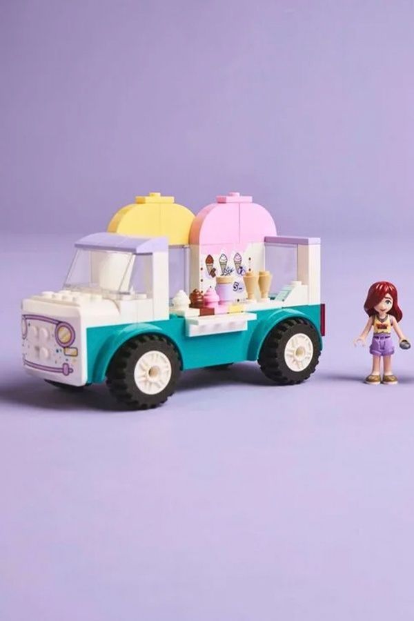 Конструктор LEGO Friends, Хартлейк-Сіті. Фургон із морозивом 42644 ЦБ-00269199 фото