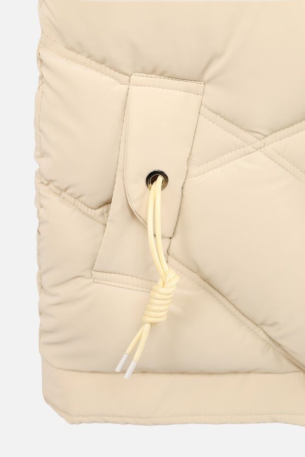 Утепленный жилет для девочки цвет молочный 134 ЦБ-00222268 фото