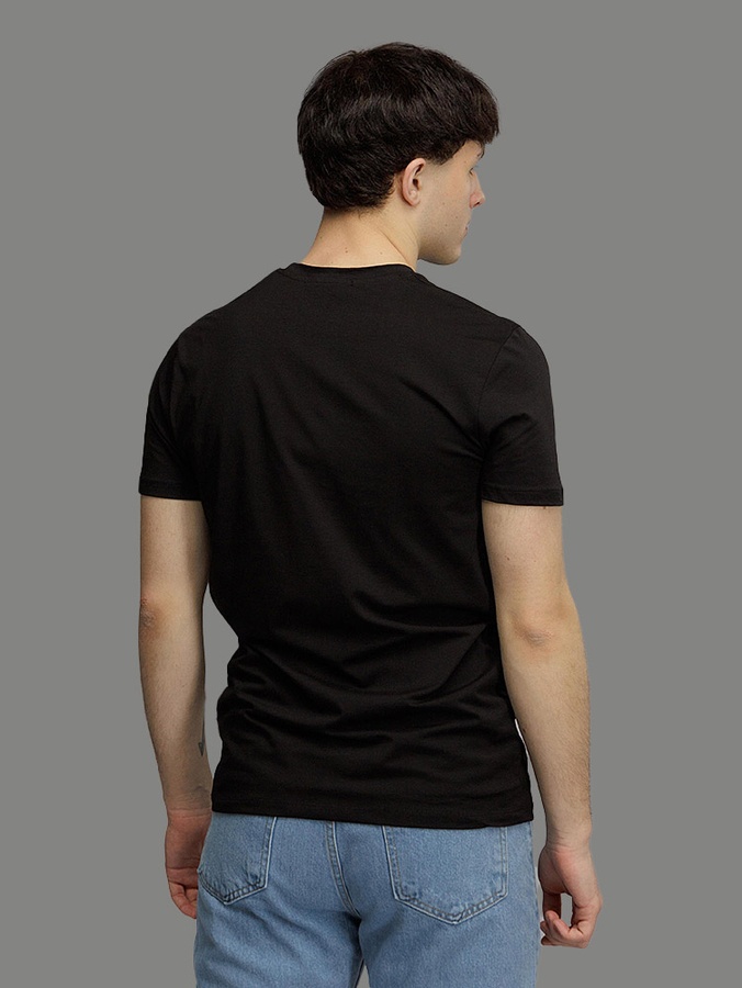 Чоловіча футболка регуляр 52 колір чорний ЦБ-00216056 SKT000899863 фото