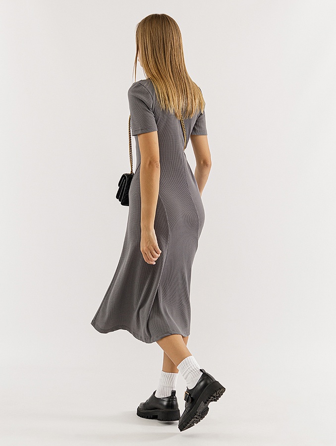 Жіноча сукня 46 колір сірий ЦБ-00229087 SKT000931328 фото