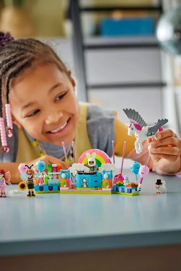 Конструктор LEGO Friends Костюмована вечірка з єдинорогом і феєю 42661 ЦБ-00279952 фото