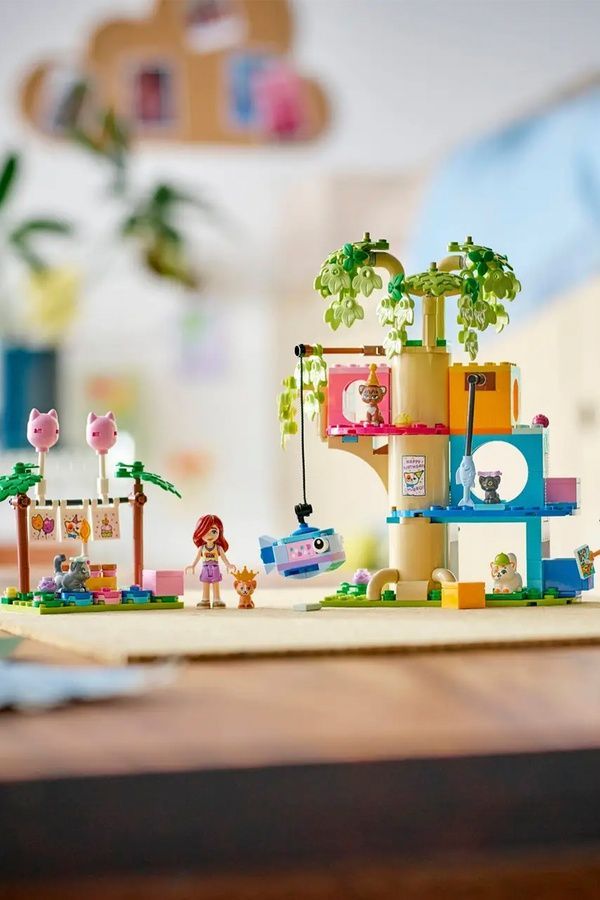 Конструктор LEGO Friends День народження кота і будинок на дереві 42666 ЦБ-00279953 фото